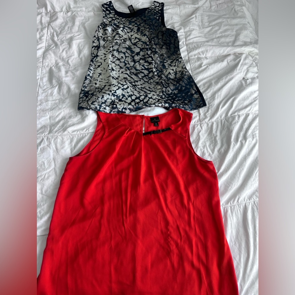 Ann taylor medium Worthington red xl fits large